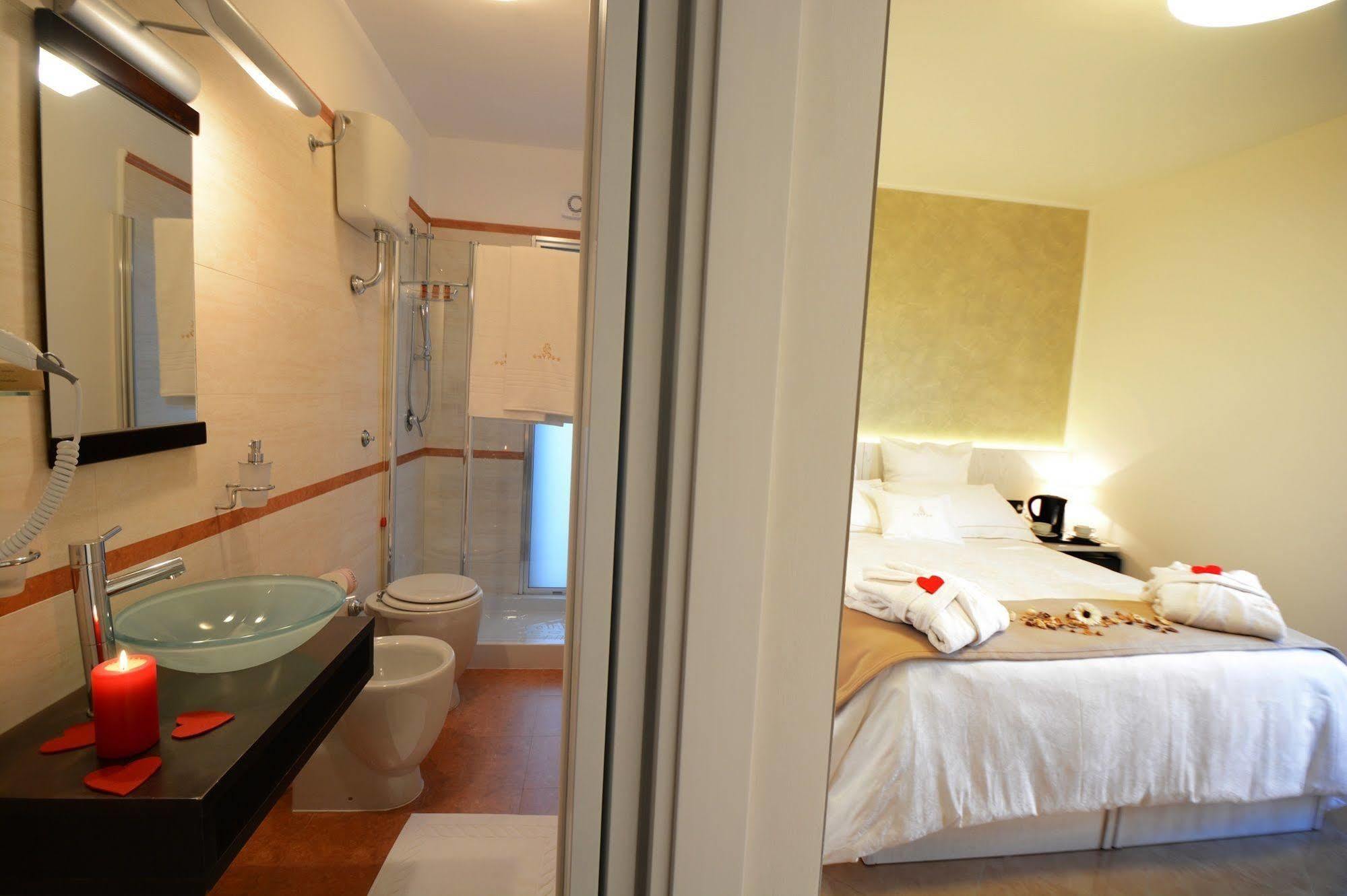 โรงแรมรูมี อาเชอา ภายนอก รูปภาพ